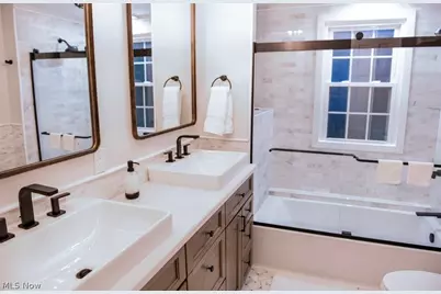 17707 Lomond Boulevard, Huber Heights, OH 44122 - Photo 33