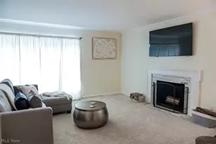 17707 Lomond Blvd, Huber Heights, OH 44122 - Photo 11