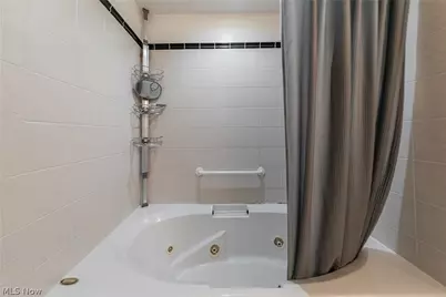 19717 Sagamore Road, Walton Hills, OH 44146 - Photo 17