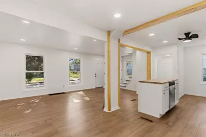 1126 Orlando Avenue, Akron, OH 44320 - Photo 5