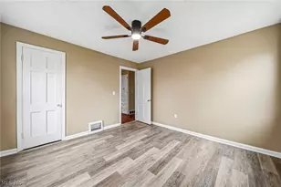 729 W Main St, Geneva, OH 44041 - Photo 15