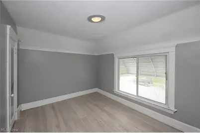 686 E 92nd Street, Loveland, OH 44108 - Photo 11