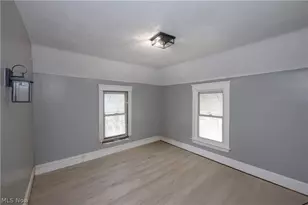 686 E 92nd St, Loveland, OH 44108 - Photo 15