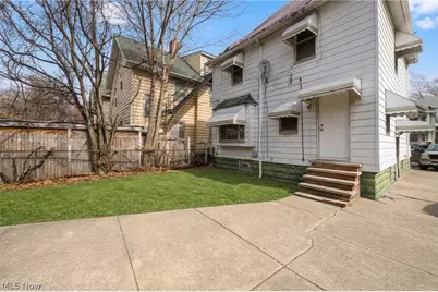 686 E 92nd Street, Loveland, OH 44108 - Photo 17