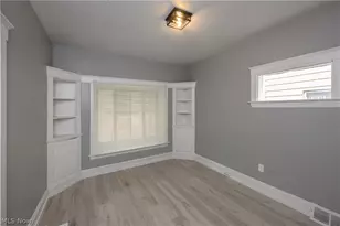 686 E 92nd St, Loveland, OH 44108 - Photo 5