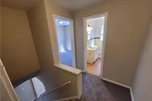 255 E 250th St, Euclid, OH 44132 - Photo 11