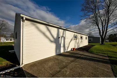 5838 Harter Home Drive, Akron, OH 44319 - Photo 11