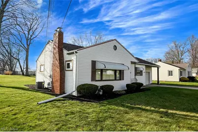 5838 Harter Home Drive, Akron, OH 44319 - Photo 3