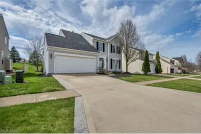 998 Woodfield Lane, Brunswick, OH 44212 - Photo 3