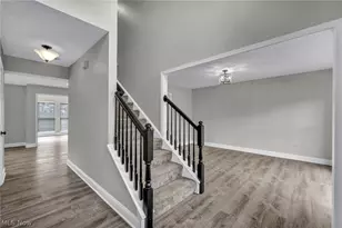 998 Woodfield Ln, Brunswick, OH 44212 - Photo 13