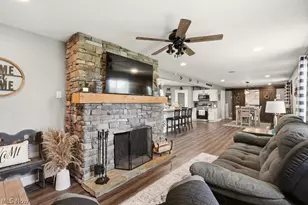 747 Killian Rd, Coventry, OH 44319 - Photo 5