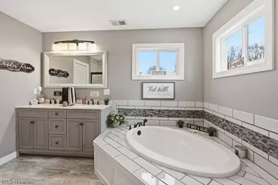 747 Killian Road, Coventry, OH 44319 - Photo 21