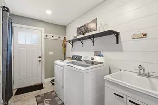 747 Killian Rd, Coventry, OH 44319 - Photo 31