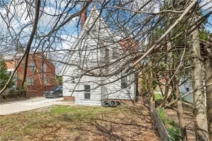 22350 Tracy Ave, Euclid, OH 44123 - Photo 33