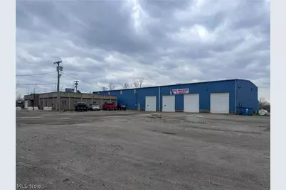 1617 Warren Avenue, Niles, OH 44446 - Photo 1