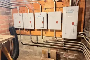 70 4th St NW, Barberton, OH 44203 - Photo 45