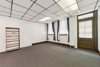 70 4th Street NW, Barberton, OH 44203 - Photo 15