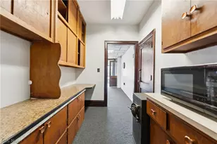 70 4th St NW, Barberton, OH 44203 - Photo 21