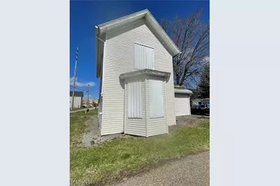 1107 Market Avenue S, Canton, OH 44707 - Photo 1