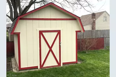 511 Edison Street, Struthers, OH 44471 - Photo 39