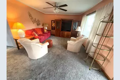 511 Edison Street, Struthers, OH 44471 - Photo 3