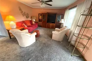 511 Edison St, Struthers, OH 44471 - Photo 3