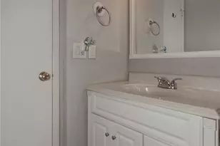 8210 Deepwood Blvd, Mentor, OH 44060 - Photo 9