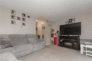 8210 Deepwood Blvd, Mentor, OH 44060 - Photo 19