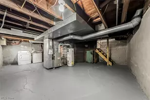 703 E River St, Elyria, OH 44035 - Photo 23