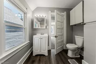 703 E River St, Elyria, OH 44035 - Photo 7