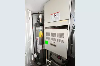 409 King Street, Fairport Harbor, OH 44077 - Photo 9