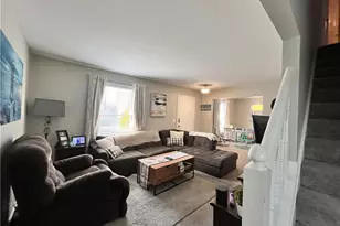 409 King St, Fairport Harbor, OH 44077 - Photo 3