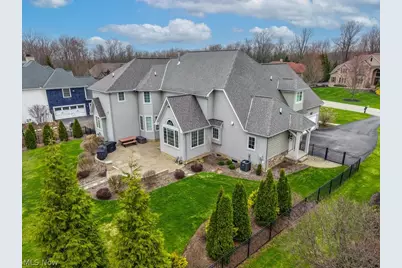 7565 Cottonwood Trail, Chagrin Falls, OH 44023 - Photo 41