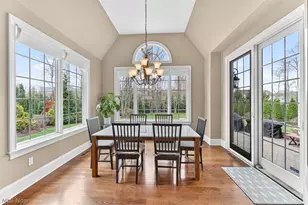 7565 Cottonwood Trail, Chagrin Falls, OH 44023 - Photo 19