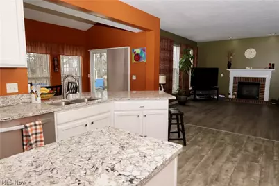 5297 Garfield Boulevard, Sheffield Village, OH 44054 - Photo 3