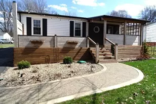 1010 Crestline Dr, Akron, OH 44312 - Photo 3