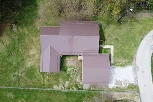 146 Brown Rd, Follansbee, WV 26037 - Photo 3