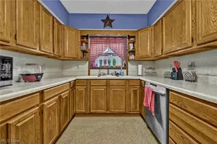 112 Adams St, Wellington, OH 44090 - Photo 3