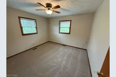 2286 Stonecreek Road SW, New Philadelphia, OH 44663 - Photo 13