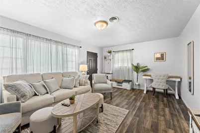 2225 Martha Avenue NE, Canton, OH 44705 - Photo 11