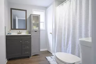 33850 Beachpark Dr, Eastlake, OH 44095 - Photo 17