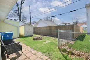 33850 Beachpark Dr, Eastlake, OH 44095 - Photo 29