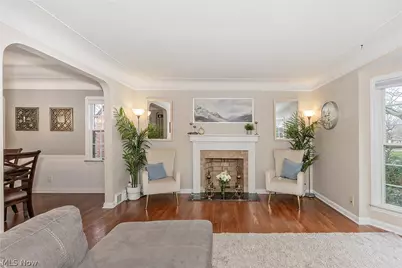 3874 Grenville Road, University Heights, OH 44118 - Photo 7