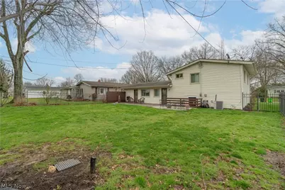 2435 Eastern Avenue, Alliance, OH 44601 - Photo 31