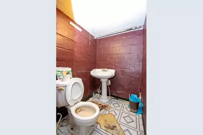 2106 Indiana Way NE, Canton, OH 44705 - Photo 13