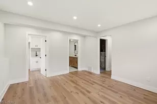 9415 Lawnfield Dr, Twinsburg, OH 44087 - Photo 23