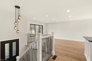 9415 Lawnfield Dr, Twinsburg, OH 44087 - Photo 17