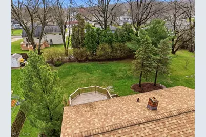 9415 Lawnfield Drive, Twinsburg, OH 44087 - Photo 35