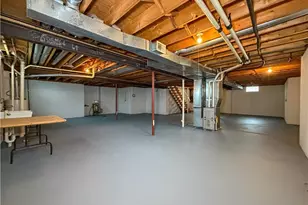 9825 Struthers Rd, New Middletown, OH 44442 - Photo 15