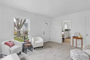 2549 26th St, Cuyahoga Falls, OH 44223 - Photo 5